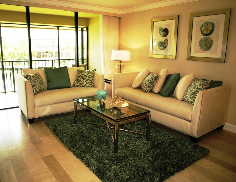 CH06A Livingroom View